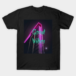 Good Vibes Vaporwave Outrun Vintage T-Shirt